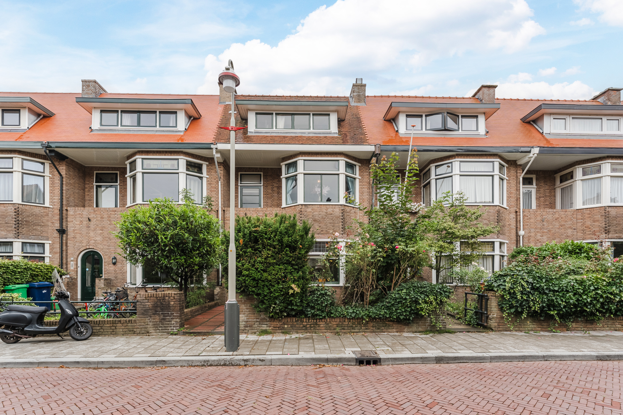 Roelofsstraat 25