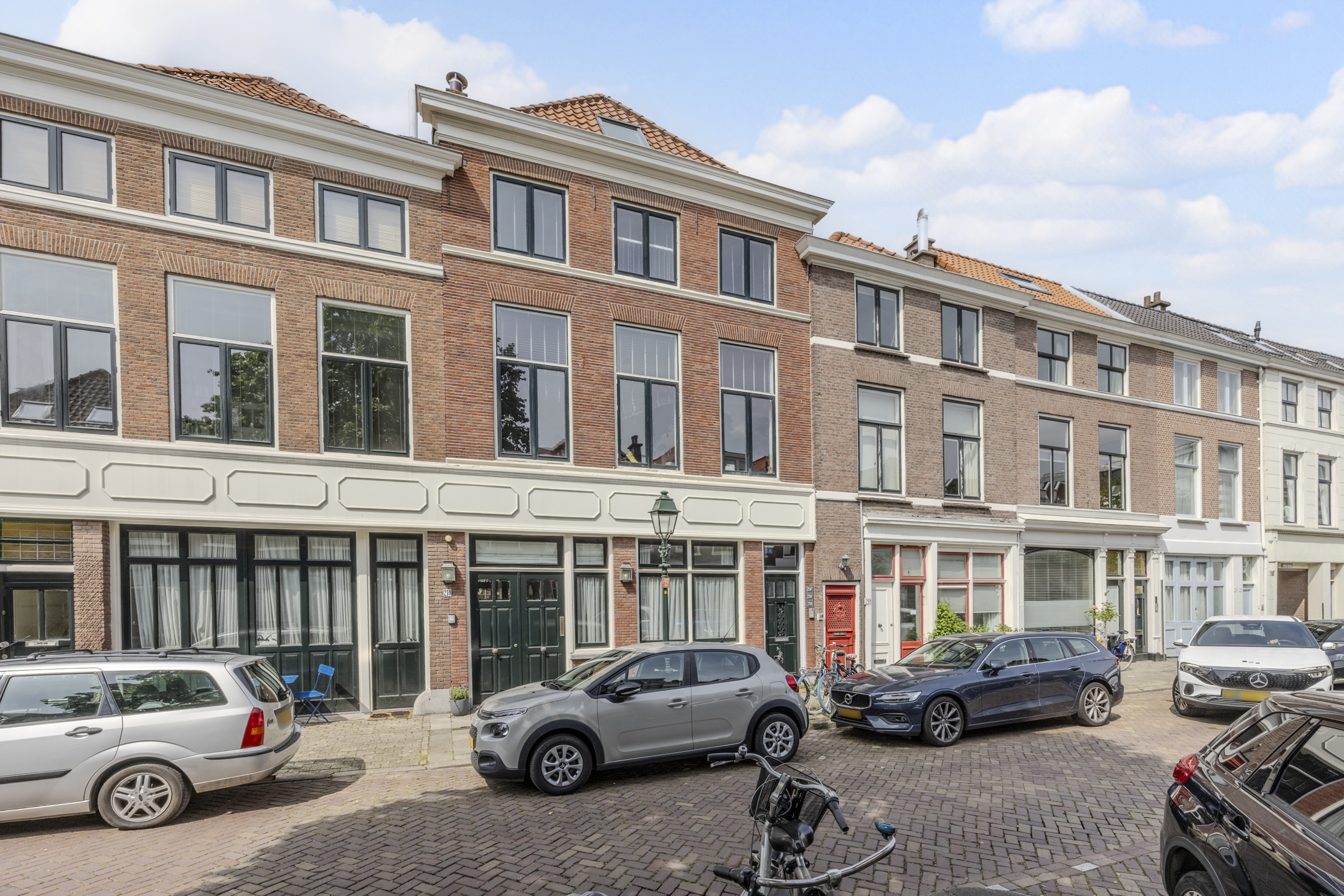 Sumatrastraat 214A 'S-GRAVENHAGE